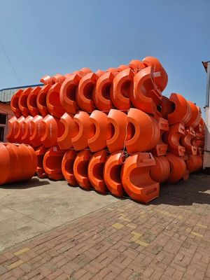 Materiale di galleggiamento in PE galleggiante per tubi in HDPE con noccioline di connessione a cilindro e lavatrici