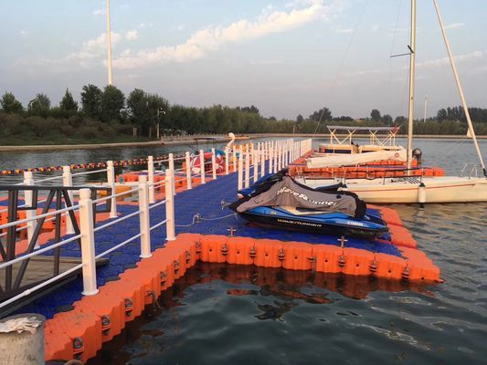 Pontoon rettangolari UV resistenti superficie antiscivolo per una navigazione facile e sicura