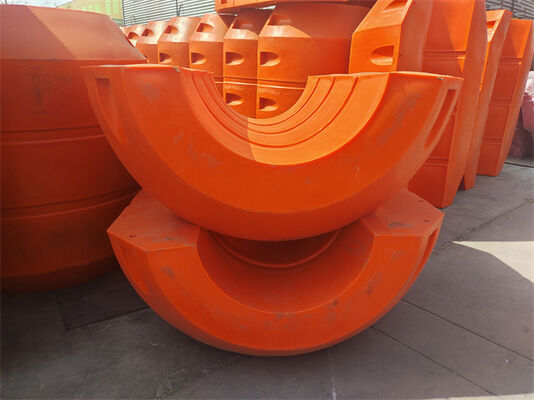 Galleggianti per dragaggio in HDPE che forniscono galleggiabilità e supporto per tubi di scarico e condotte in varie circostanze ambientali di dragaggio